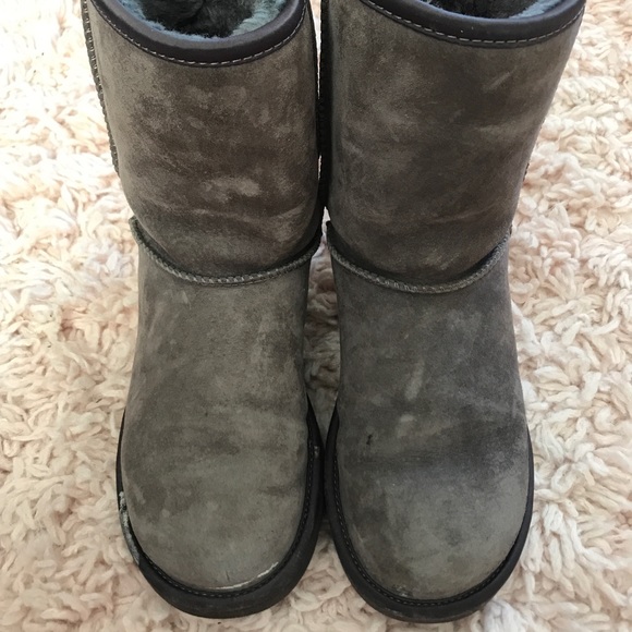 UGG Swarovski Crystal Bow Short Boots - Picture 6 of 6